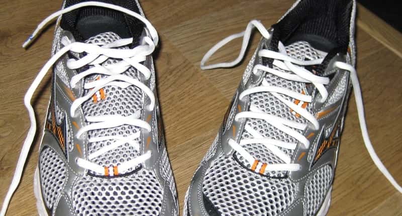How to choose running shoes focusing on lace-up closure type